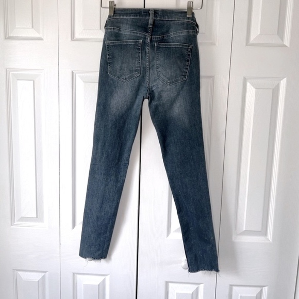 Free People ankle raw hem jean button fly Sz 26 - Picture 7 of 12